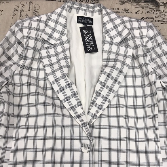 🎁Danielle Bernstein Structured Blazer - Picture 5 of 10